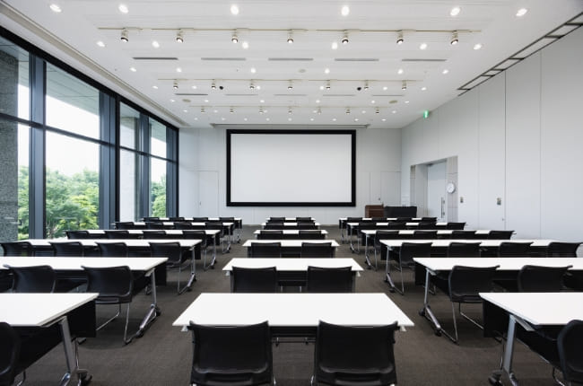 カンファレンスC