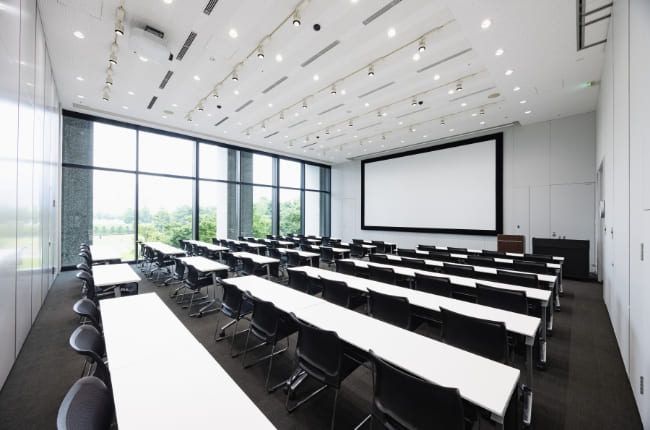 カンファレンスC