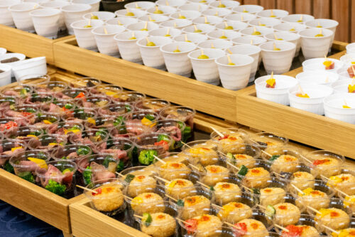 【ホール】懇親会+マグロ解体ショー