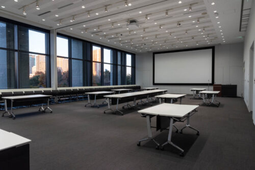 【ホール&カンファレンスB+C】研修・懇親会